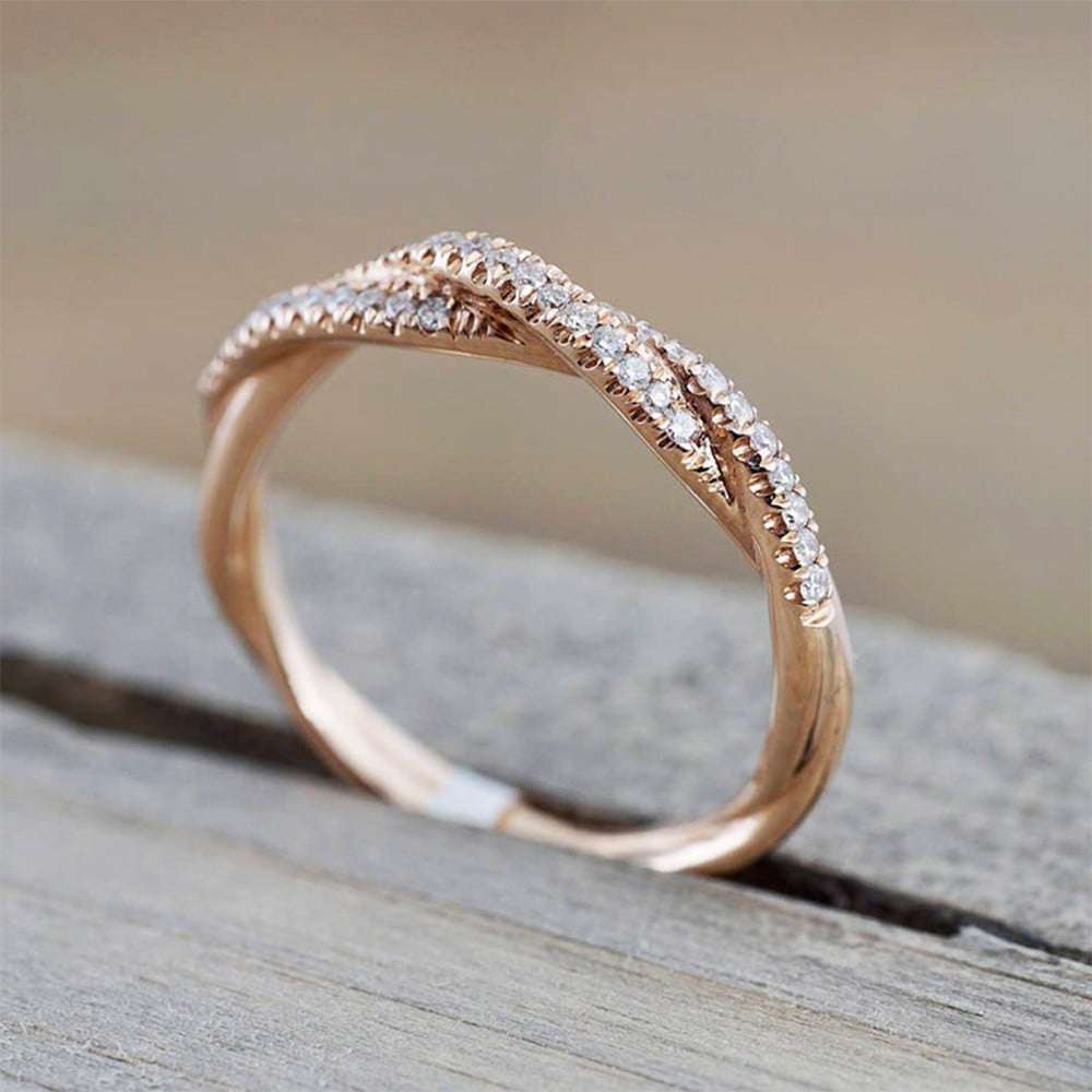Ring with unusual twisted shape