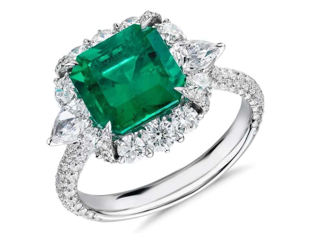 emerald ring with diamonds