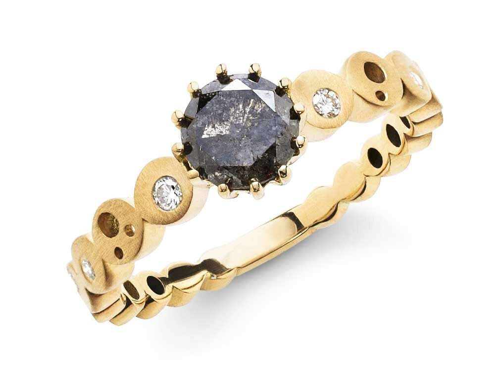 Solitaire ring