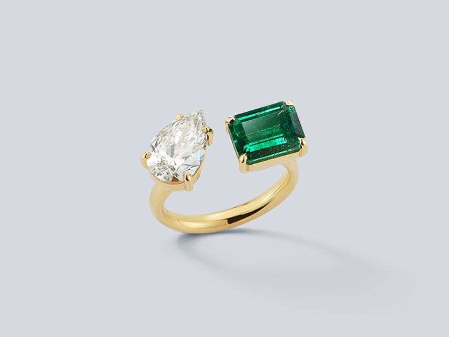 emerald ring with diamond