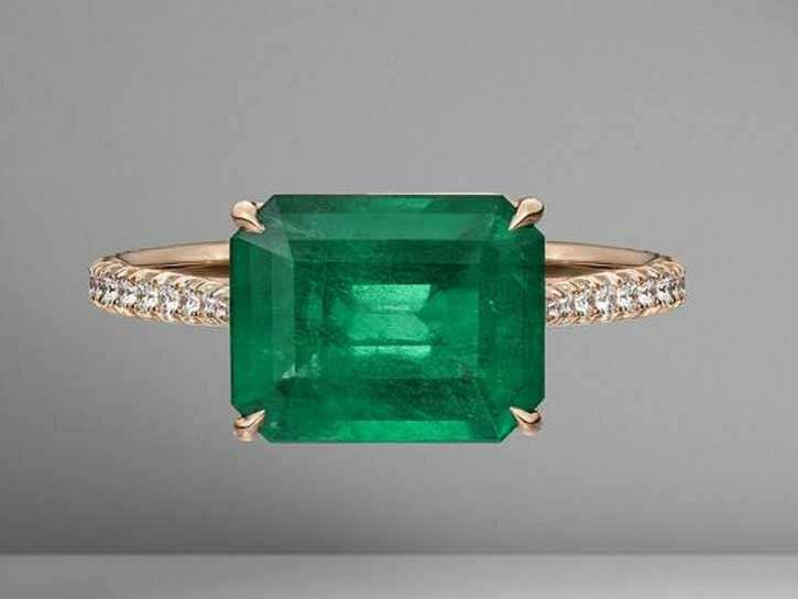 emerald ring with diamonds