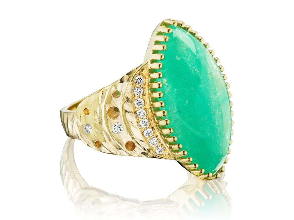 emerald ring with diamonds
