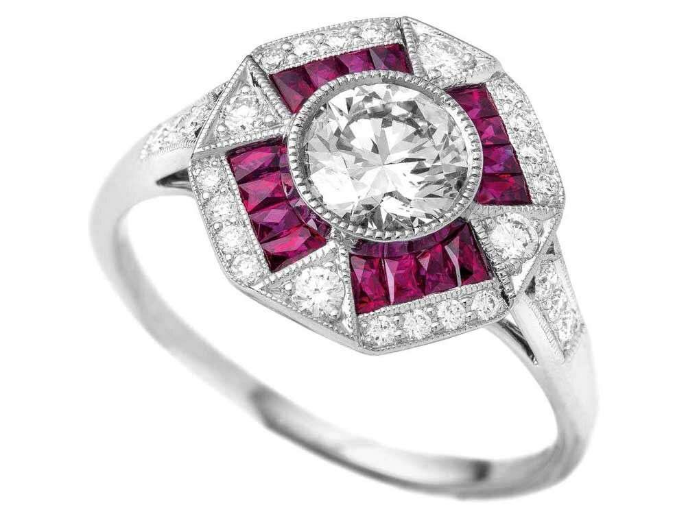 ring с рубинами и бриллиантами