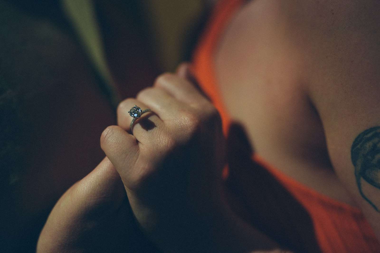 Ring on long fingers